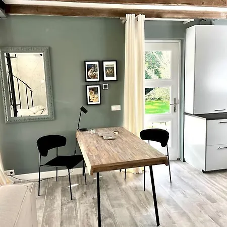 Vakantiehuis De Koolmees, In Een Bosrijke Natuur. *