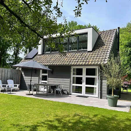 Vakantiehuis De Koolmees, In Een Bosrijke Natuur. 公寓 卡茨休维尔